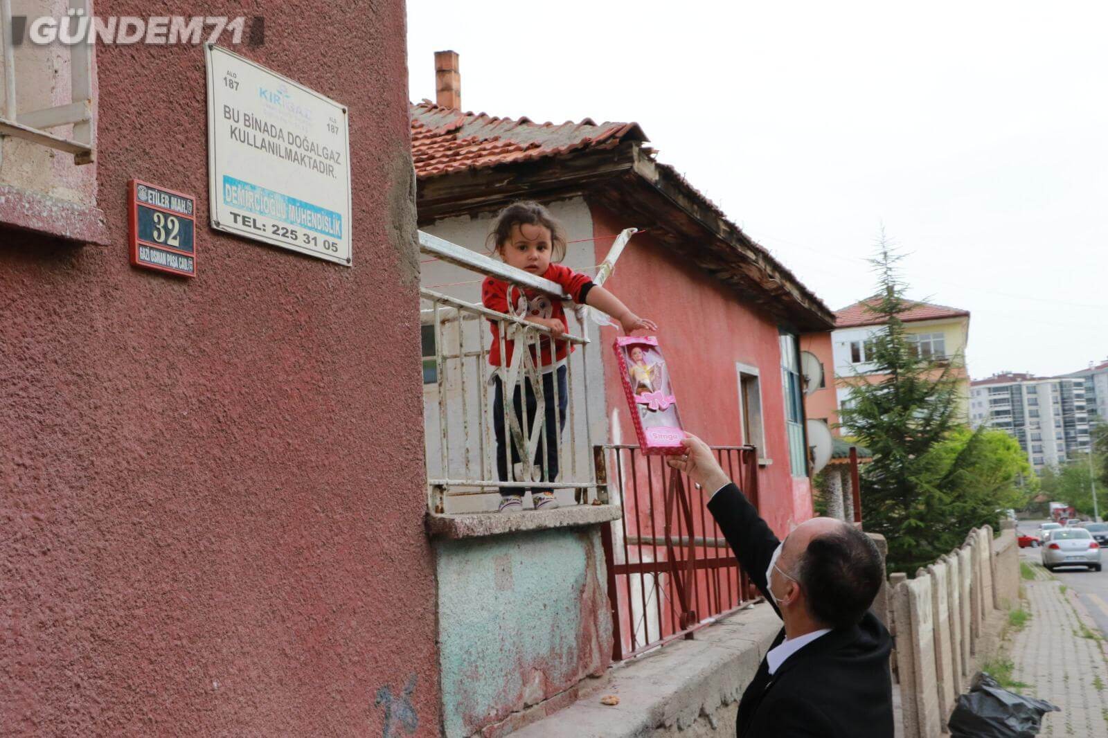 kirikkale-belediye-baskani-mehmet-saygili-cocuklarla-yakindan-ilgileniyor-4 Kırıkkale Belediye Başkanı Mehmet Saygılı Çocuklarla Yakından İlgileniyor