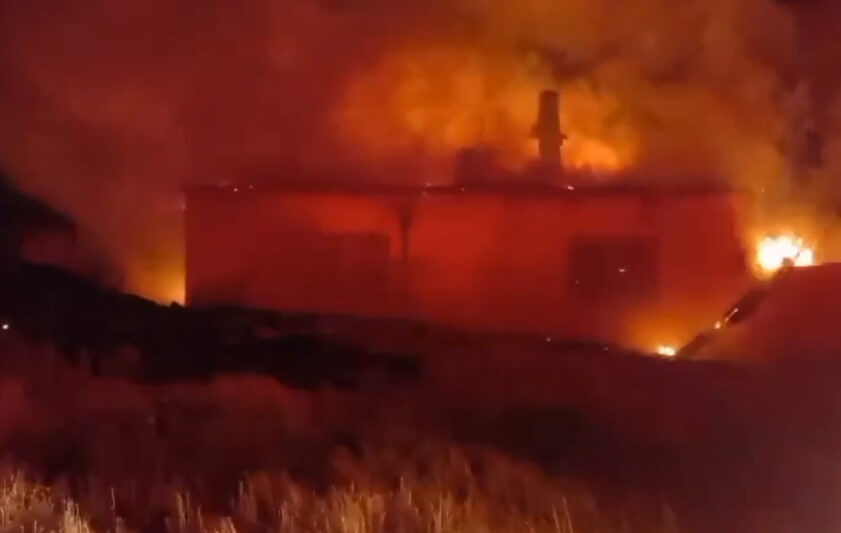 kirikkale-ev-yangini-3 Kırıkkale'de Evde Çıkan Yangında Büyük Oranda Hasar Oluştu