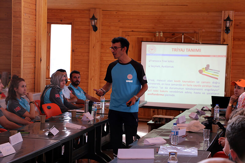 kirikkale-saglik-personeli-umke-kampi-2 Kırıkkale'de Sağlık Personeline UMKE Kampı Düzenlendi