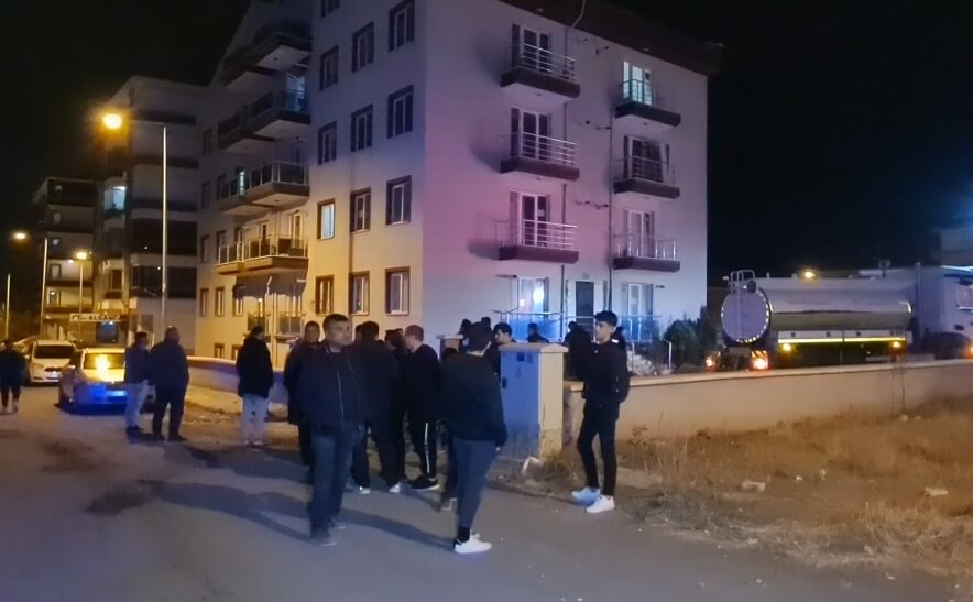 kirikkale-korkutan-yangin-3 Kırıkkale'de Korkutan Yangın; Dairede Büyük Hasar Oluştu