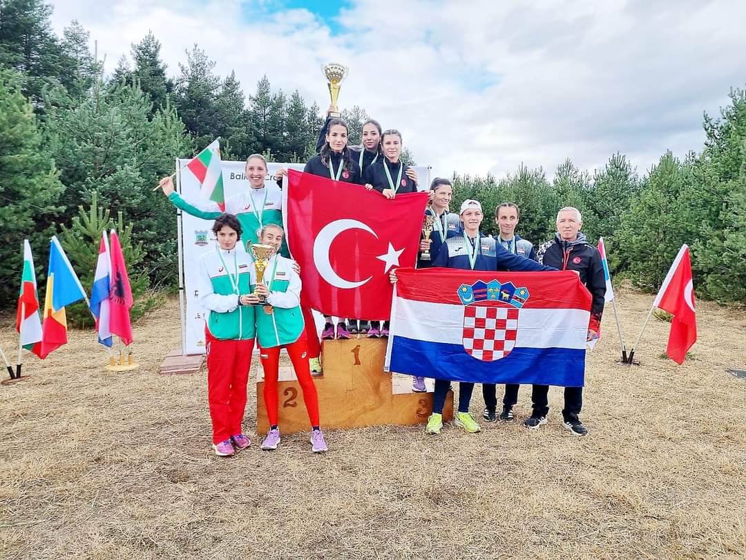 kirikkale-milli-atlet-bulgaristan-4 Kırıkkale'li Milli Atletimiz Pelinsu Şahin'den Gümüş Madalya