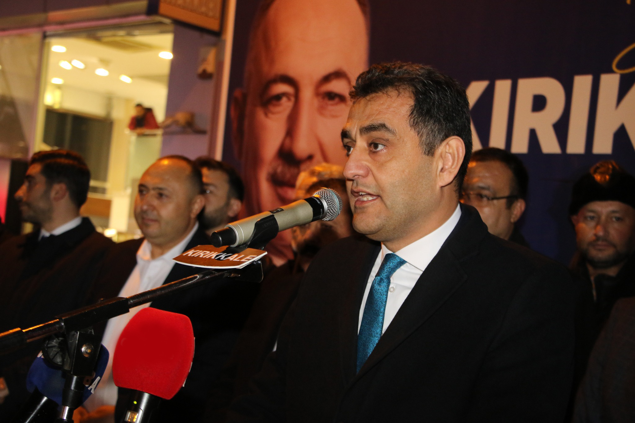 mehmet-saygili-ak-parti-kirikkale-belediye-baskan-adayi-karsilama-6-1 AK Parti Kırıkkale Belediye Başkanı Mehmet Saygılı'ya Coşkulu Karşılama