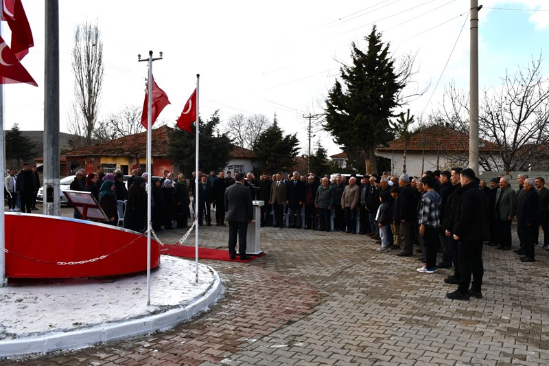 kirikkale-asagimahmutlar-sehitler-aniti4 Kırıkkale Aşağımahmutlar Mahallesi'nde Şehitler Anıtı Açıldı