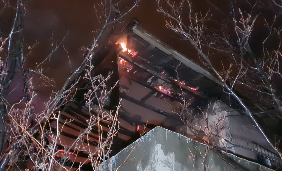 kirikkale-korkutan-yangin-2 Kırıkkale'de Gece Yarısı Korkutan Yangın, Maddi Hasar Oluştu