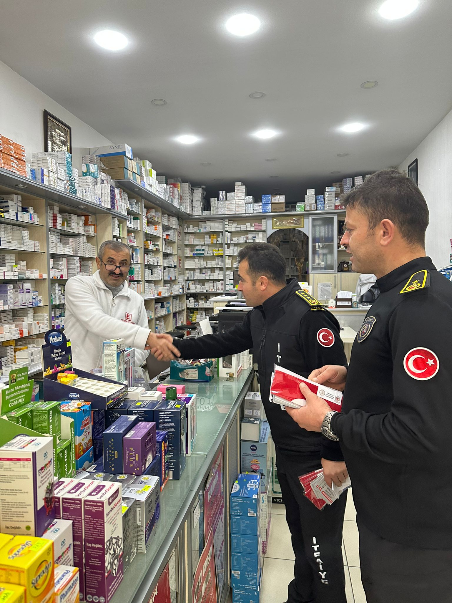 472684350 8747680421947216 8277937830656007040 n