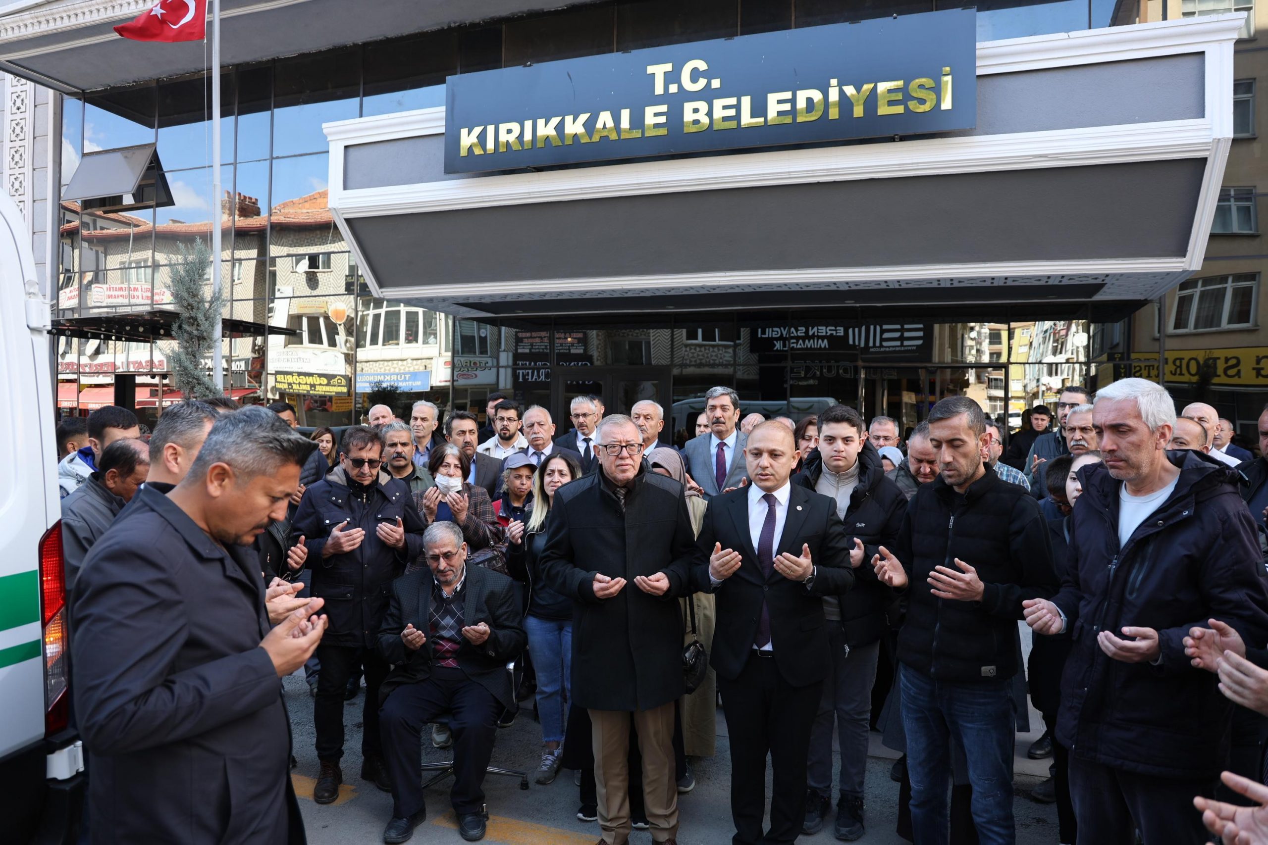 Vefat Eden Kırıkkale Belediyesi Personeli Fadime Yurtbaş Son Yolculuğuna Uğurlandı 2 IMG 20250318 WA0040 scaled