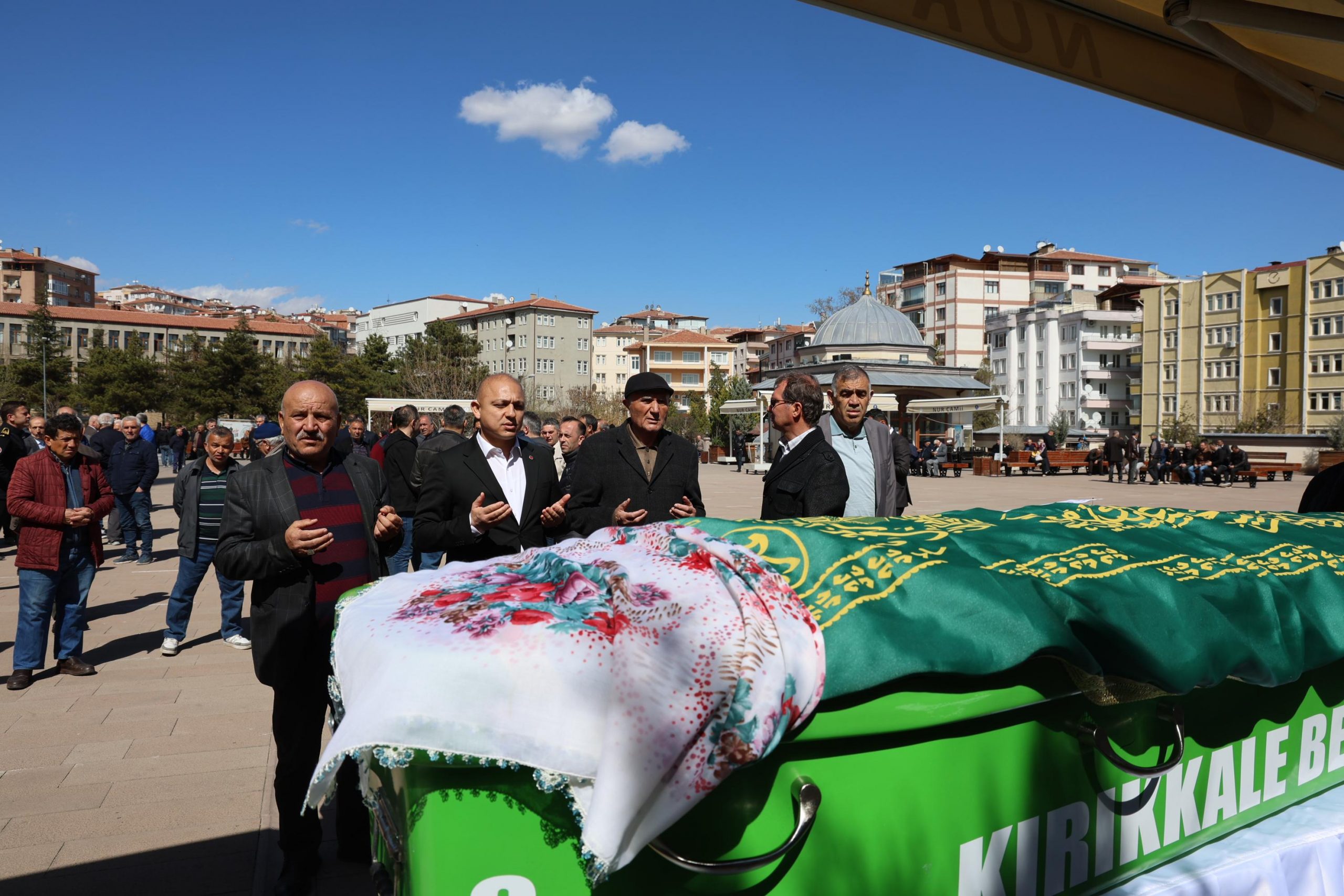 Vefat Eden Kırıkkale Belediyesi Personeli Fadime Yurtbaş Son Yolculuğuna Uğurlandı 6 IMG 20250318 WA0044 scaled