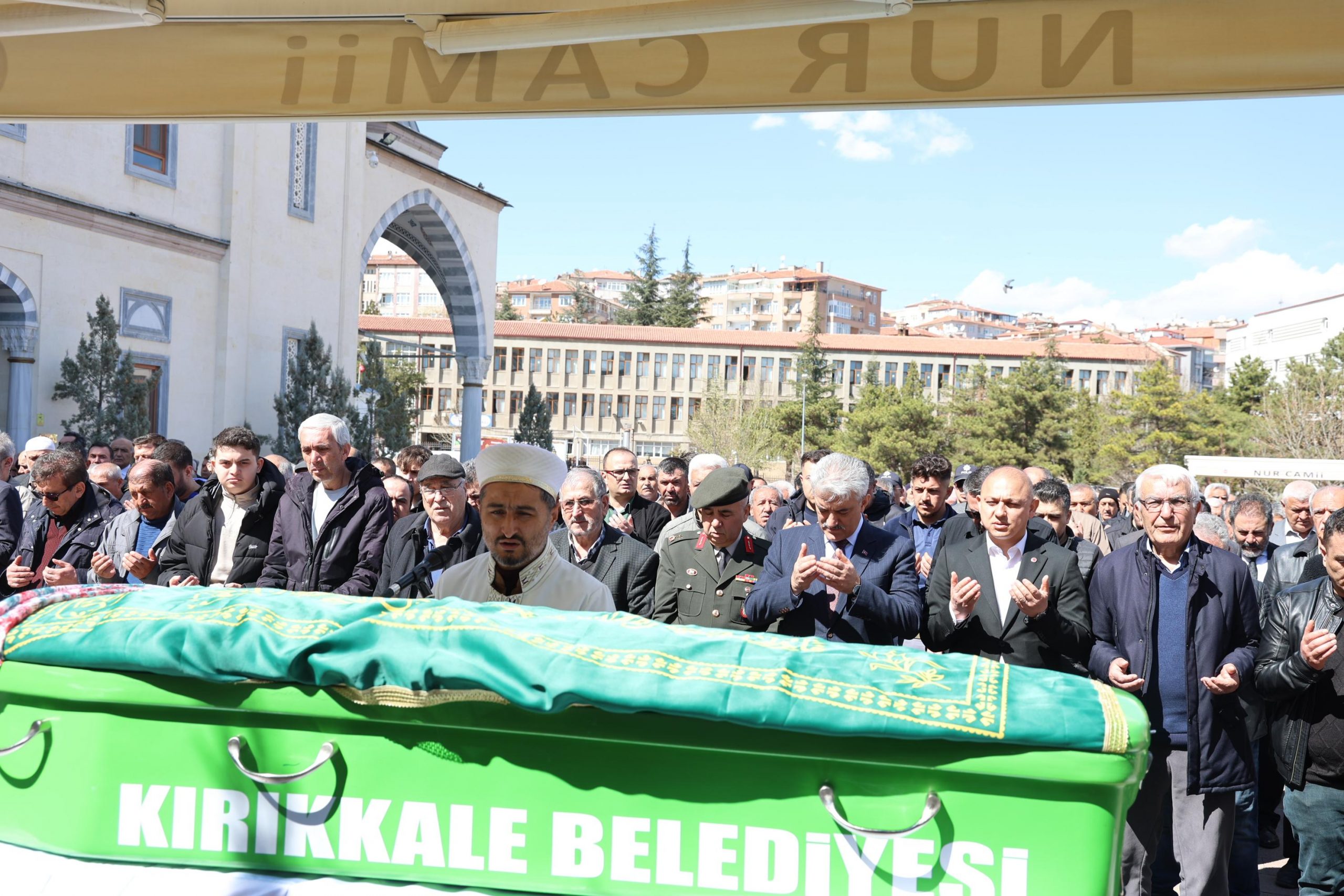 Vefat Eden Kırıkkale Belediyesi Personeli Fadime Yurtbaş Son Yolculuğuna Uğurlandı 8 IMG 20250318 WA0046 scaled