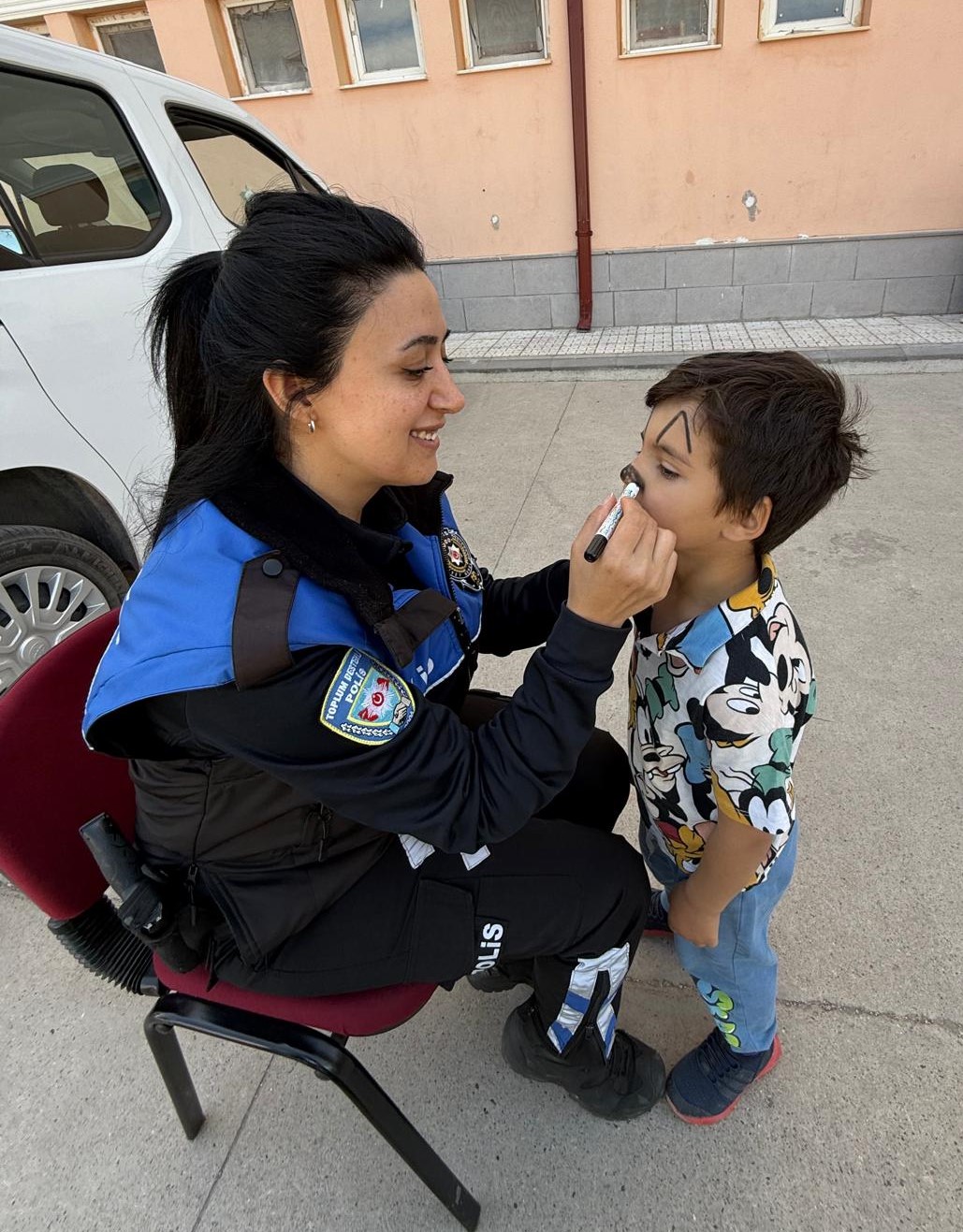 Kırıkkale'de Trafik Haftası Şenliği: Çocuklar Hem Eğlendi Hem Öğrendi 1 GqgywOHWkAAIdw0