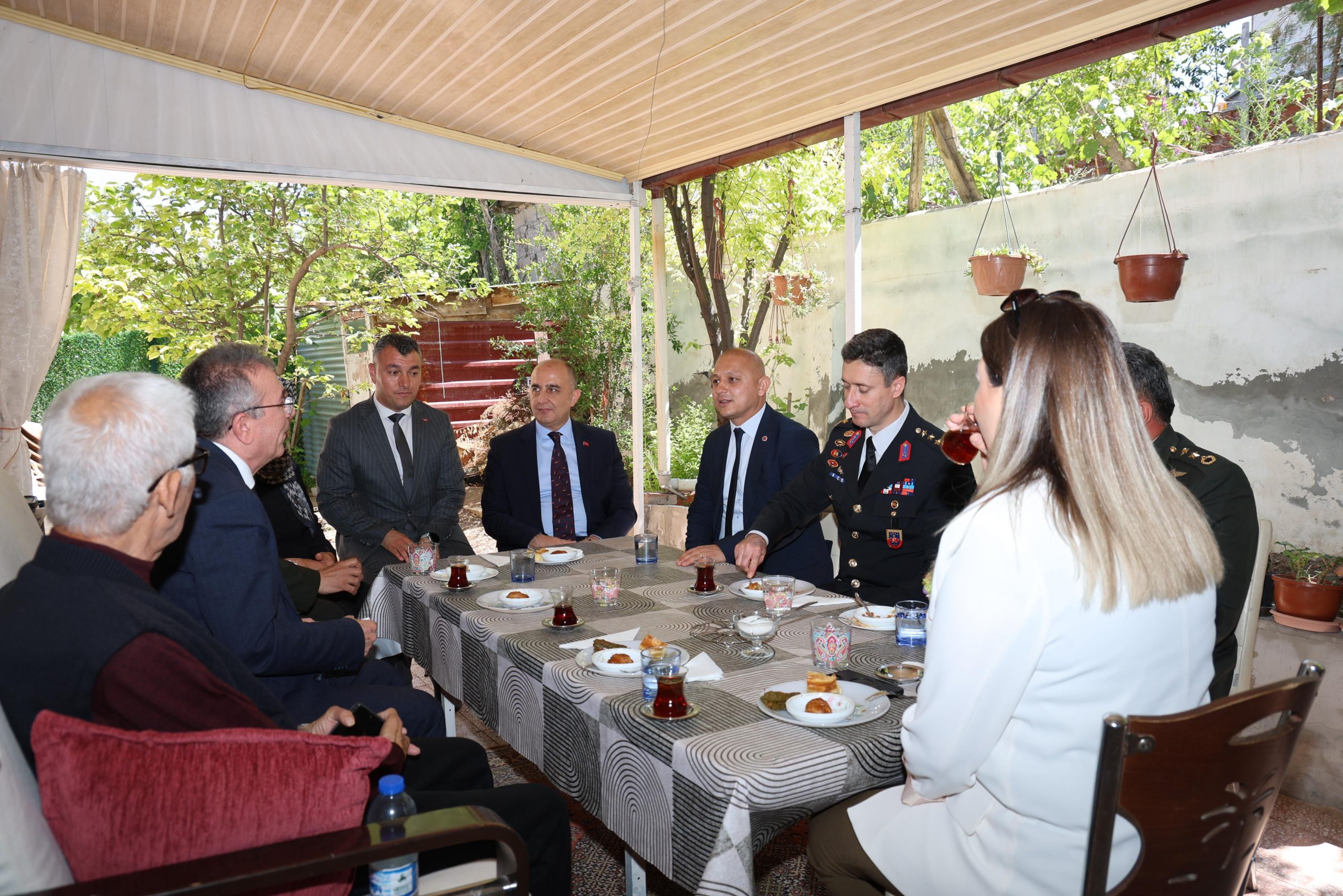 Kırıkkale'de Bayram Arifesinde Şehitlik Ziyareti: 'Vatan Size Minnettar' 7 IMG 20250605 WA0039 scaled