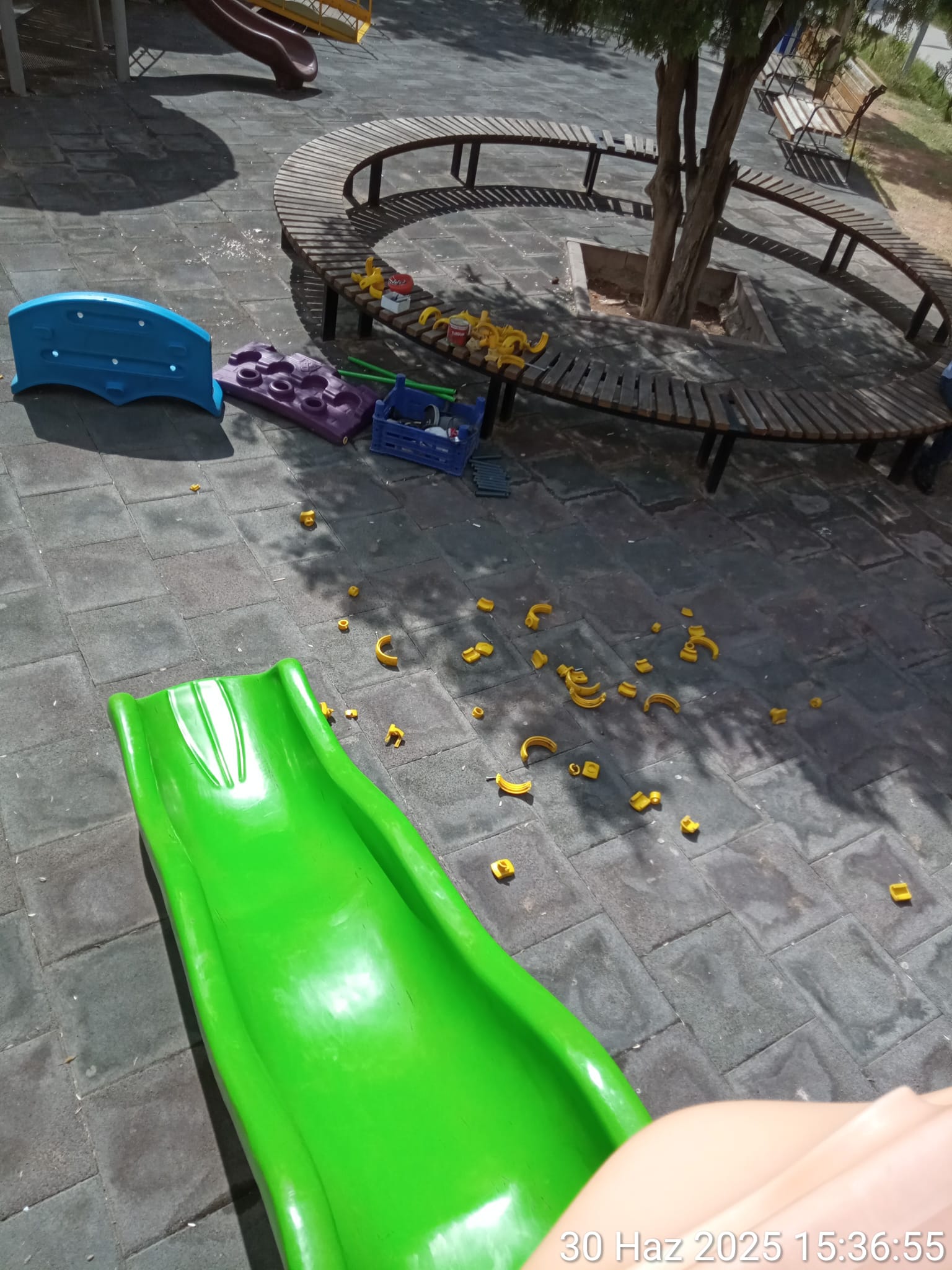 Kırıkkale'de Atatürk Çocuk Parkına Çirkin Saldırı: Oyun Grupları Tahrip Edildi 1 WhatsApp Image 2025 06 30 at 18.35.33 2