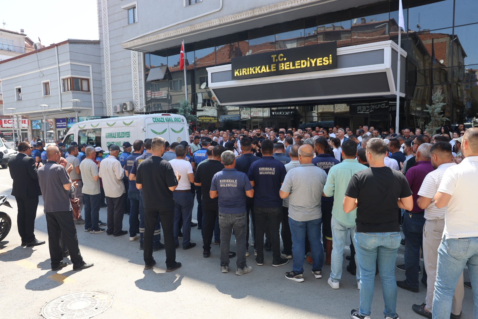 Vefat Eden Kırıkkale Belediyesi Personeli Deniz Şen Son Yolculuğuna Uğurlandı 2 IMG 20250717 WA0036