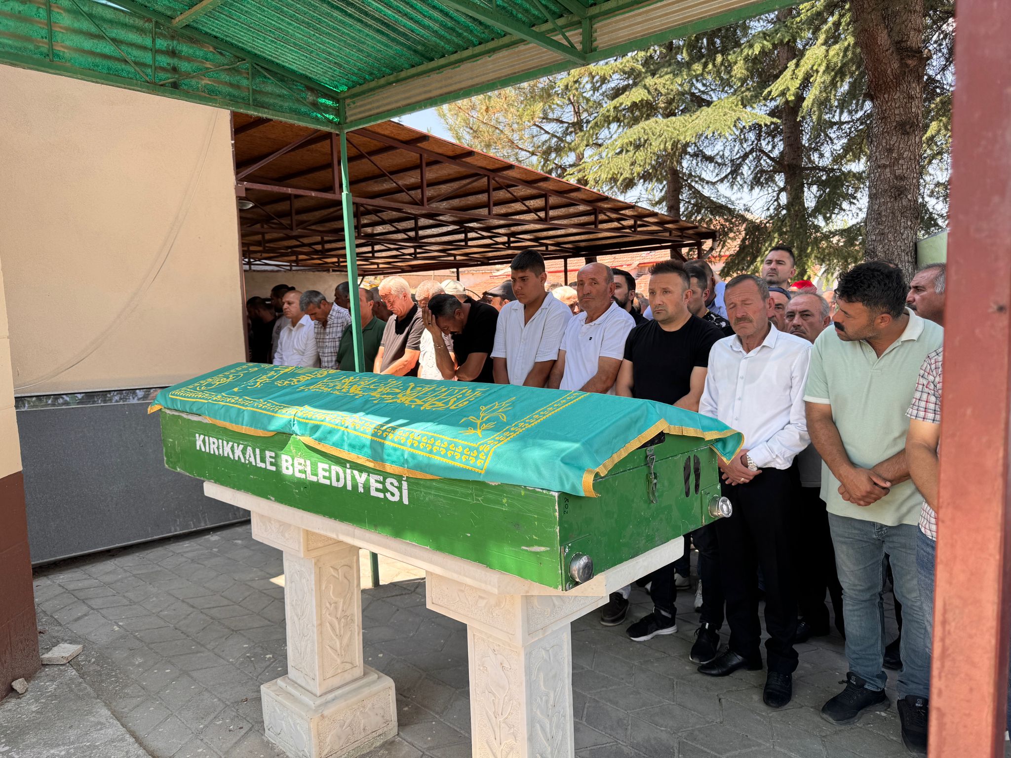 Vefat Eden Kırıkkale Belediyesi Personeli Deniz Şen Son Yolculuğuna Uğurlandı 5 IMG 20250717 WA0043