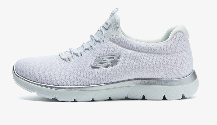 Stilden Performansa: Beyaz Ayakkabılar, Günlük Çeşitler ve Basketbol Ayakkabılarının Yeri