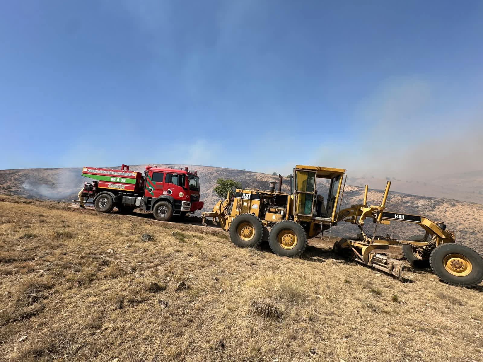 Kırıkkale'de Çıkan Yangında 15 Bin Dönüm Arazi Küle Döndü 7 FB IMG 1755960630635