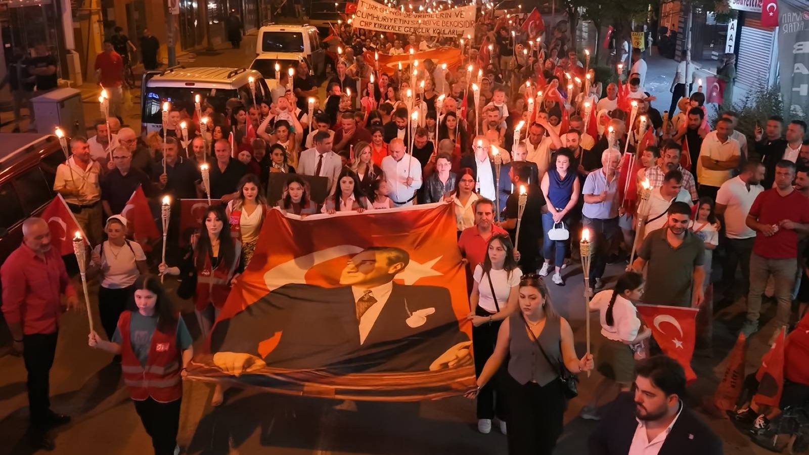 Kırıkkale'de 30 Ağustos Zafer Bayramı Fener Alayı ile Coşkuyla Kutlandı 2 kirikkale 30 agustos fener alayi haber 3