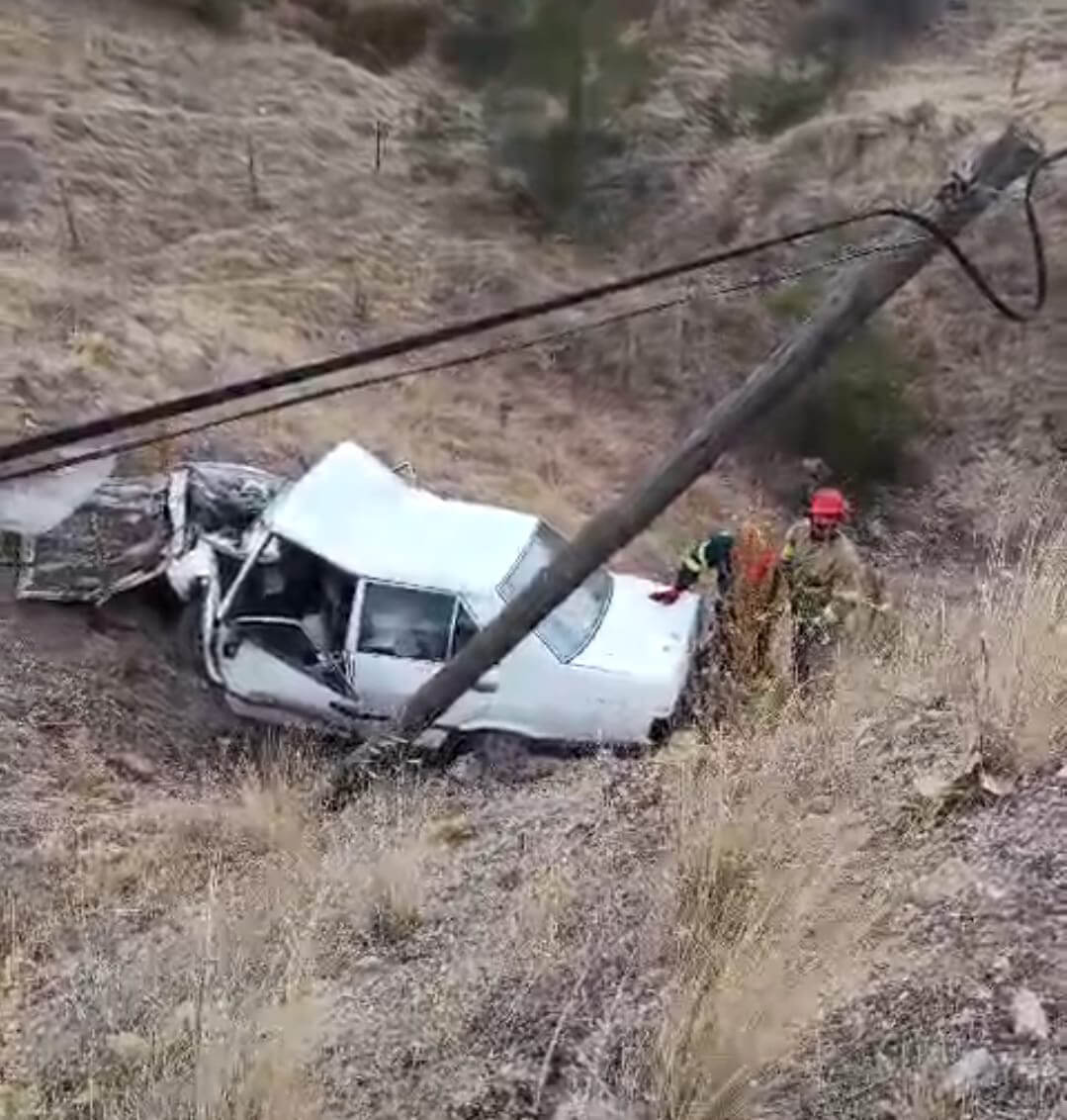 Kırıkkale'de Feci Trafik Kazası: Hurdaya Dönen Otomobilin Sürücüsü Ağır Yaralandı 1 kirikkale trafik kazasi 001