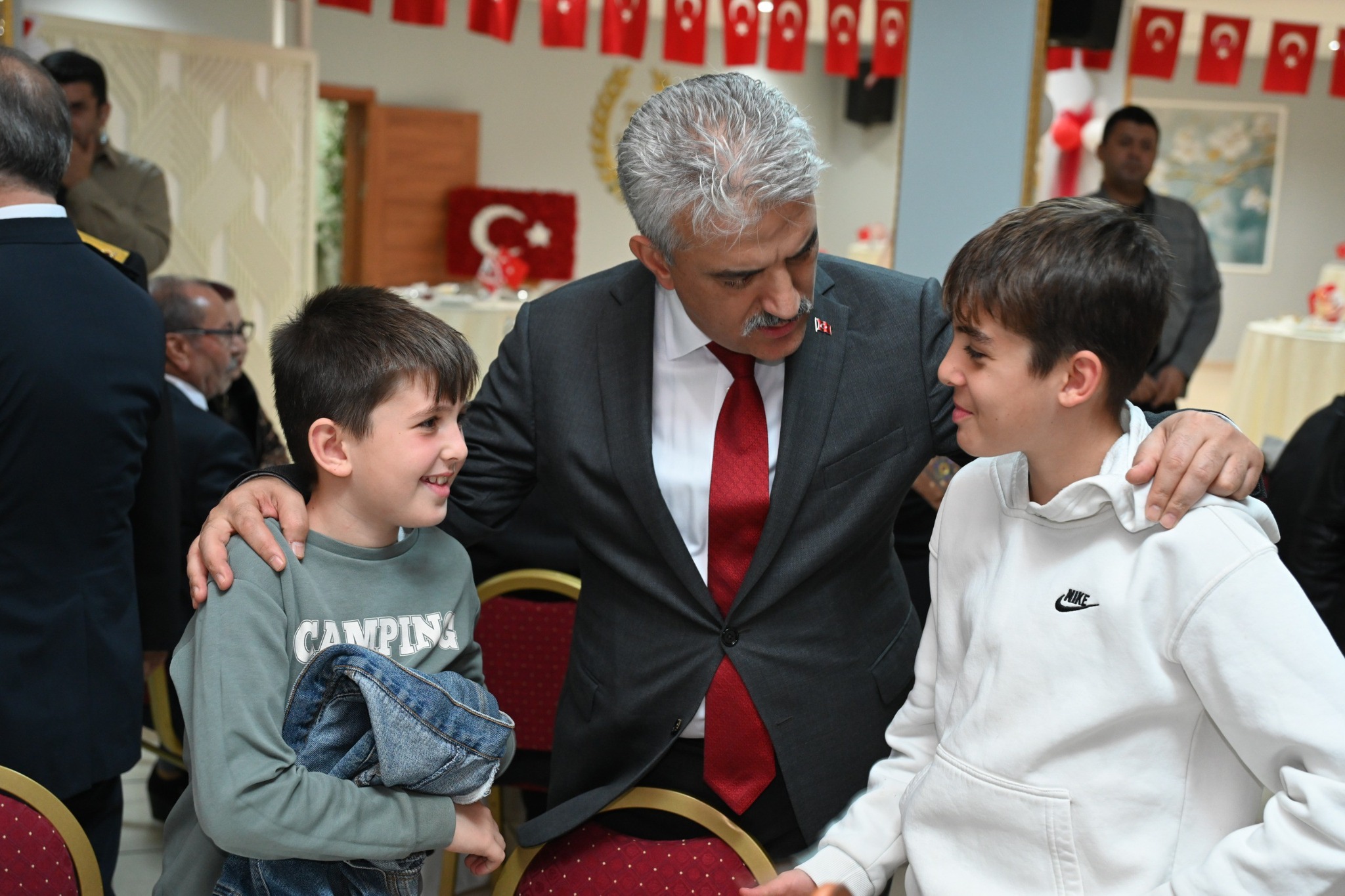 571269192 1975085776615476 4793100335801928282 n