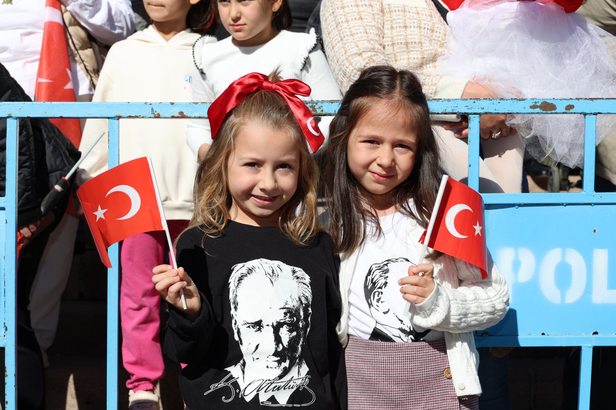 Kırıkkale'de Cumhuriyet Coşkusu: 29 Ekim Cumhuriyet Bayramı Coşkuyla Kutlandı 3 573862794 3971335996512085 7476525697367449238 n