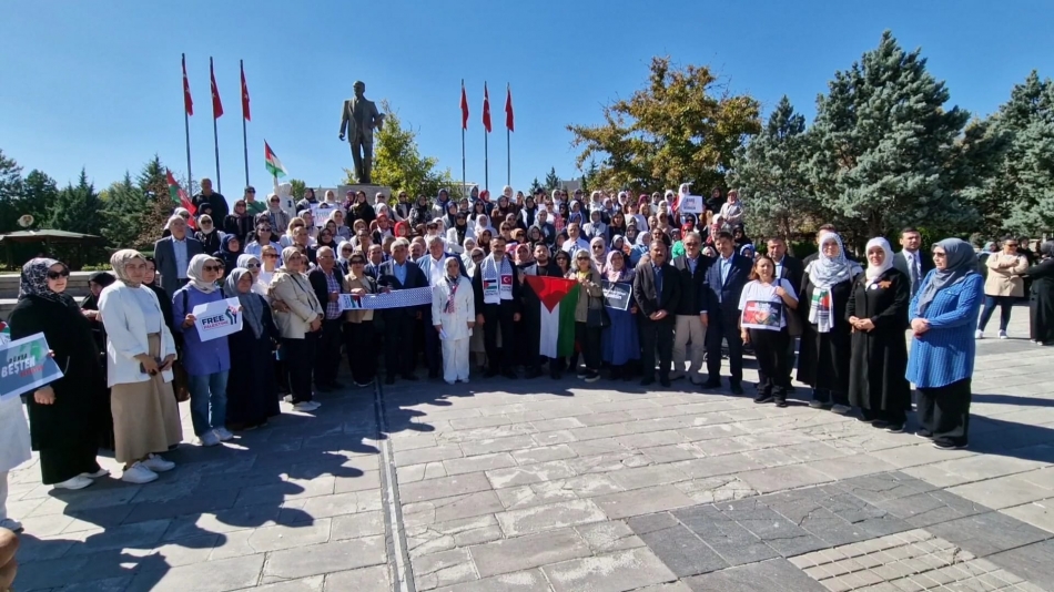 AK Parti Kırıkkale Kadın Kolları'ndan 'Gazze için Sessiz Çığlık' Etkinliği 1 kirikkale gazze sessiz ciglik 2
