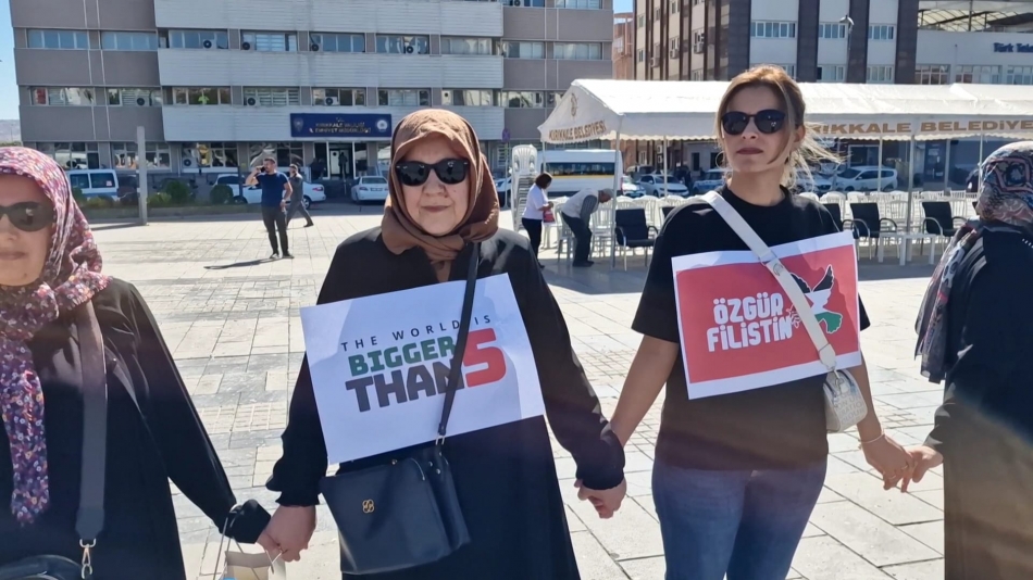AK Parti Kırıkkale Kadın Kolları'ndan 'Gazze için Sessiz Çığlık' Etkinliği 2 kirikkale gazze sessiz ciglik 5