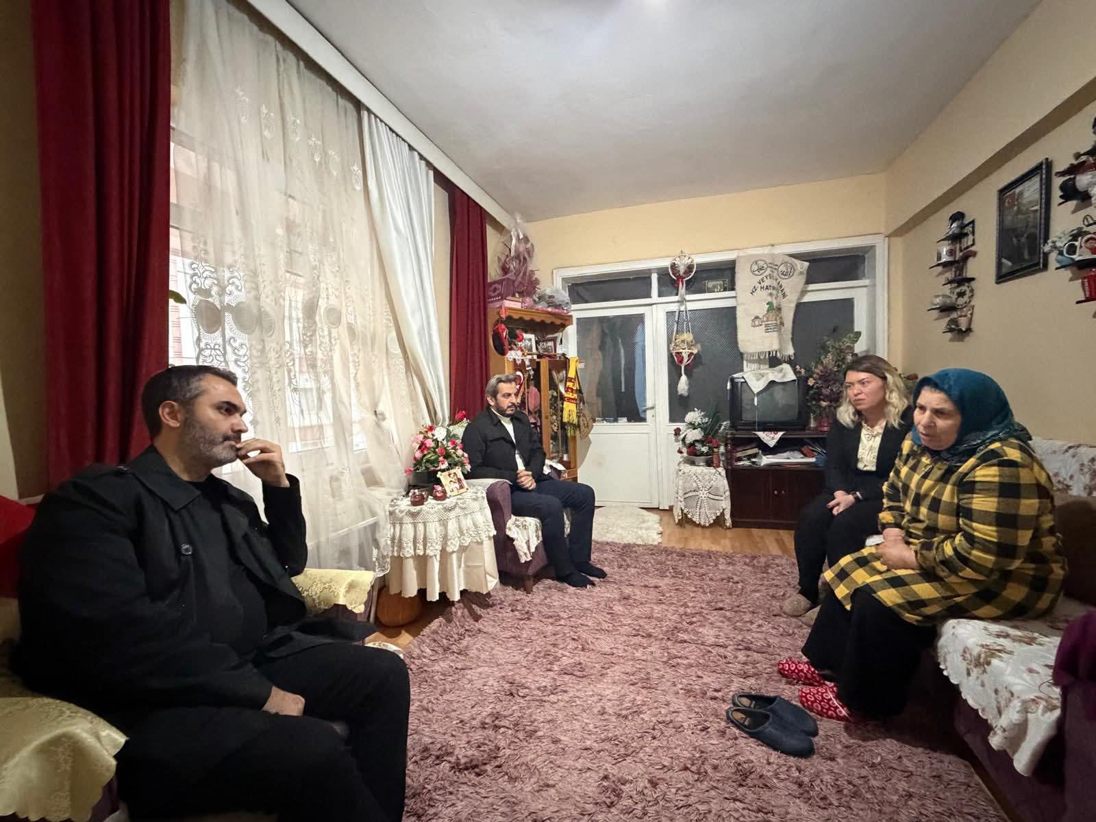 AK Parti Kırıkkale Milletvekili Mustafa Kaplan, Şehit Ailesini Ziyaret Etti 1 FB IMG 1764084036590