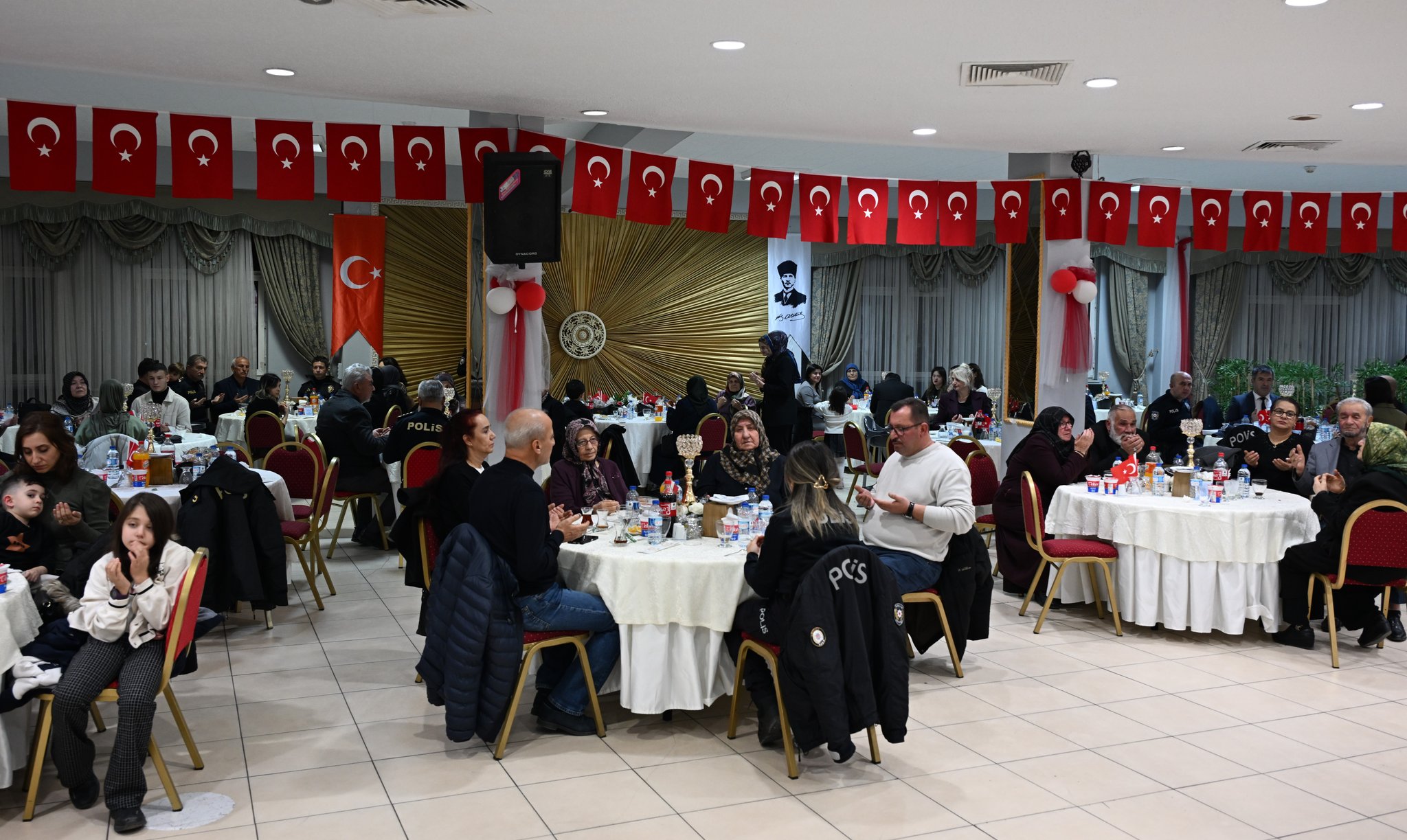 Kırıkkale İl Emniyet Müdürü Mustafa Işık'tan Şehit Aileleri Onuruna Anlamlı Buluşma 5 20251230 233250