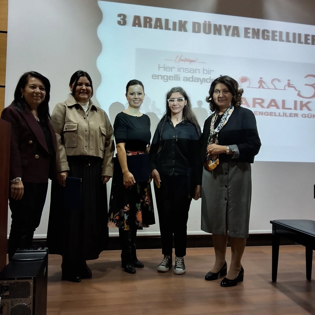 Kırıkkale Üniversitesi'nde Engelliler Günü İçin Sanat ve Tıp Buluştu 1 598756825 17867971560500038 4265411640225144275 n.webp