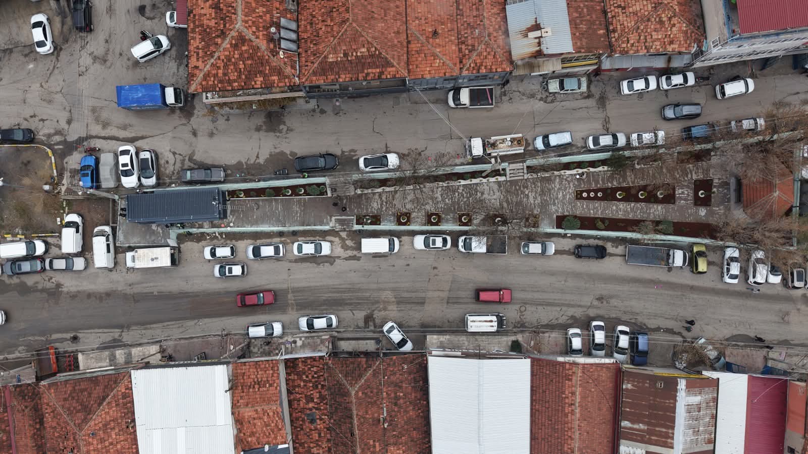 Kırıkkale Belediyesi'nden Sanayi Sitesine Nefes Aldıran Dokunuş 5 FB IMG 1766058060803