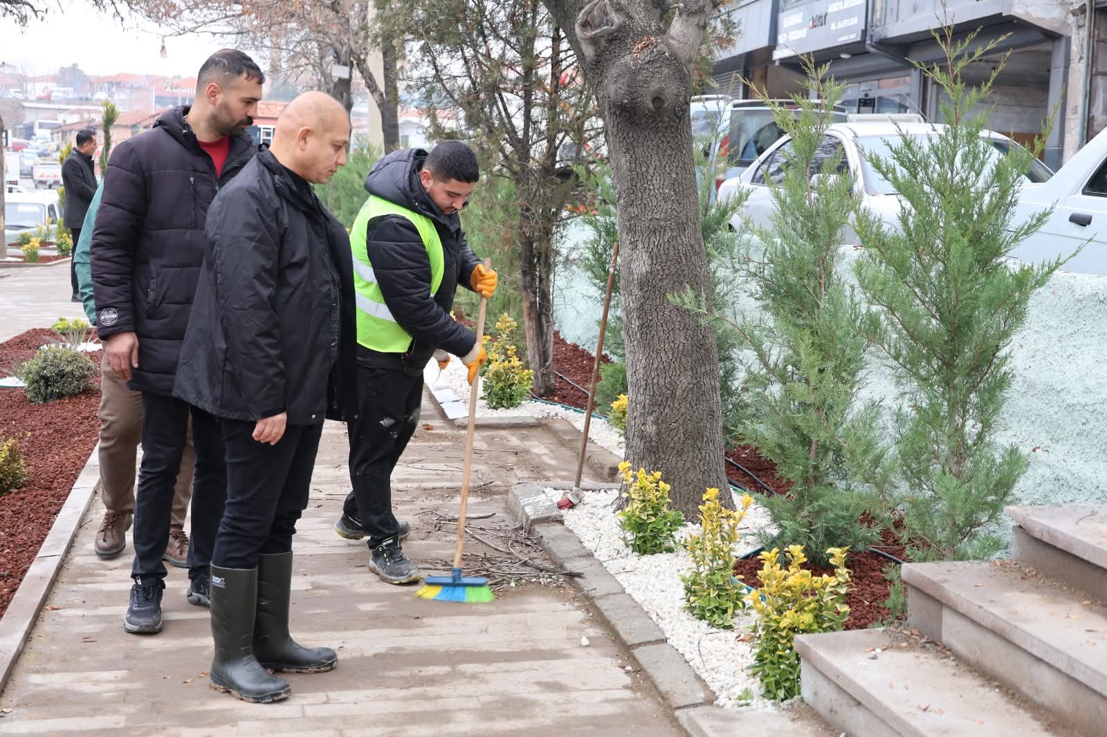 Kırıkkale Belediyesi'nden Sanayi Sitesine Nefes Aldıran Dokunuş 7 FB IMG 1766058063219