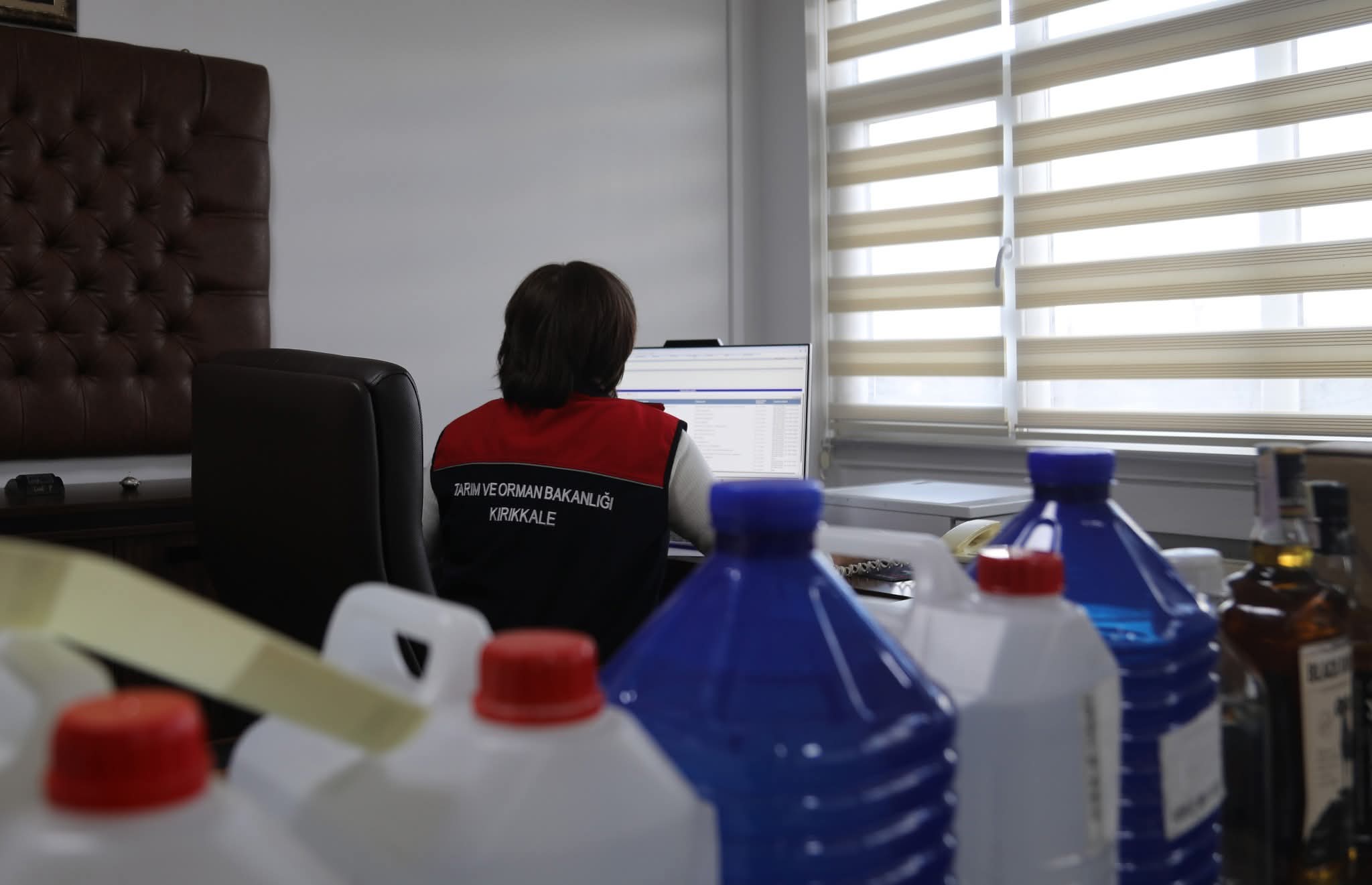 Kırıkkale'de Yılbaşı Öncesi Sahte İçkiye Sıkı Denetim: Şüpheli Ürünler Laboratuvara Gönderildi 1 FB IMG 1767084803295