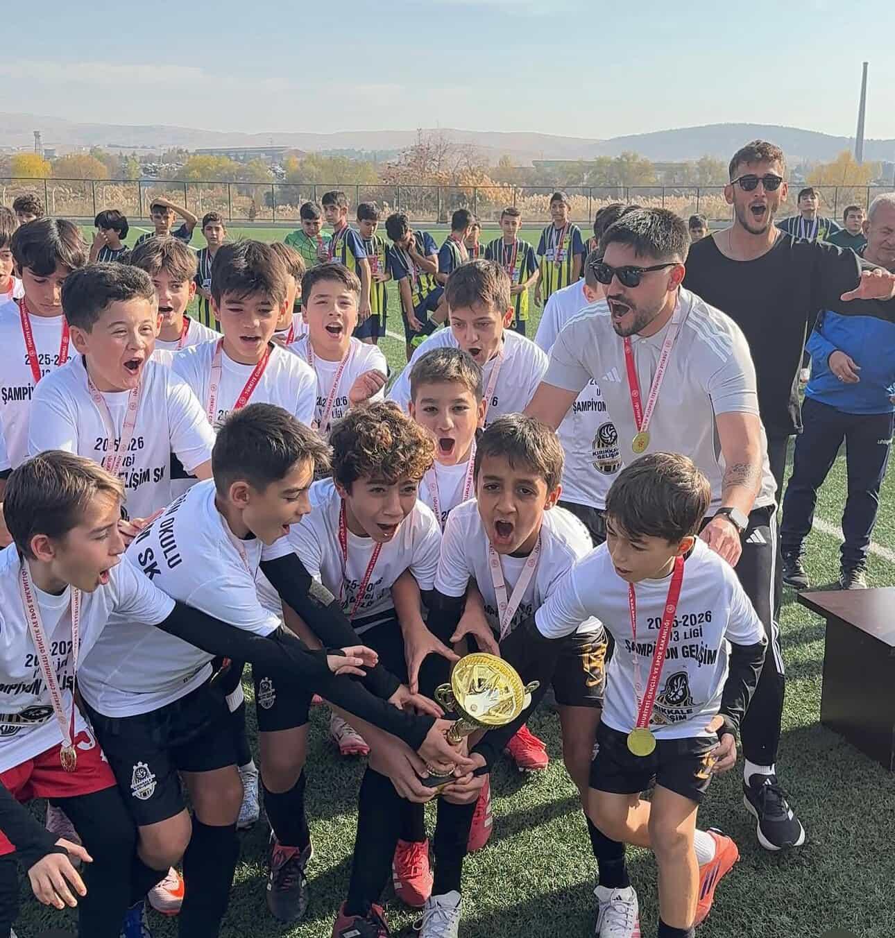 Gelişim Spor'dan Tarihi Başarı: Aynı Kadroyla Üst Üste İki Sezon İl Şampiyonluğu 1 IMG 20251215 150940 266