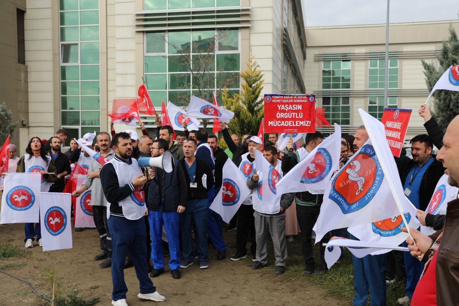 kku tip fakultesi hastanesi isci eylem 5