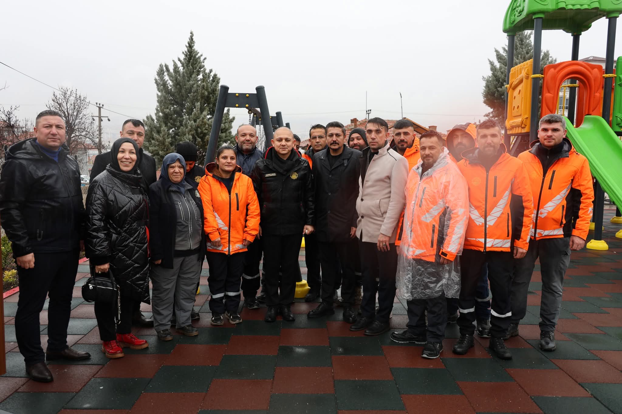 Şehit Polis Emrah Pekdoğan Parkı Sağanak Yağışa Rağmen Hizmete Açıldı 12 FB IMG 1769868631362