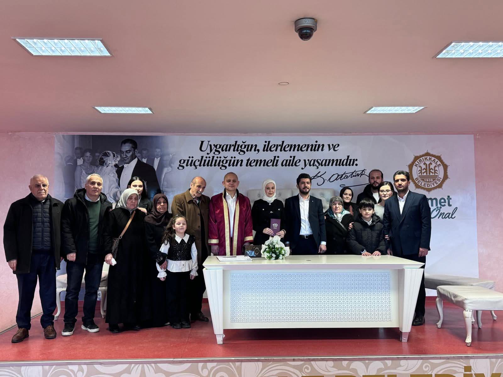 Kırıkkale'de 14 Şubat Sevgililer Günü'nde Evliliğe 'Evet' Dediler: Başkan Önal'dan Çiftlere Sürpriz Nikâh 2 FB IMG 1771069779671