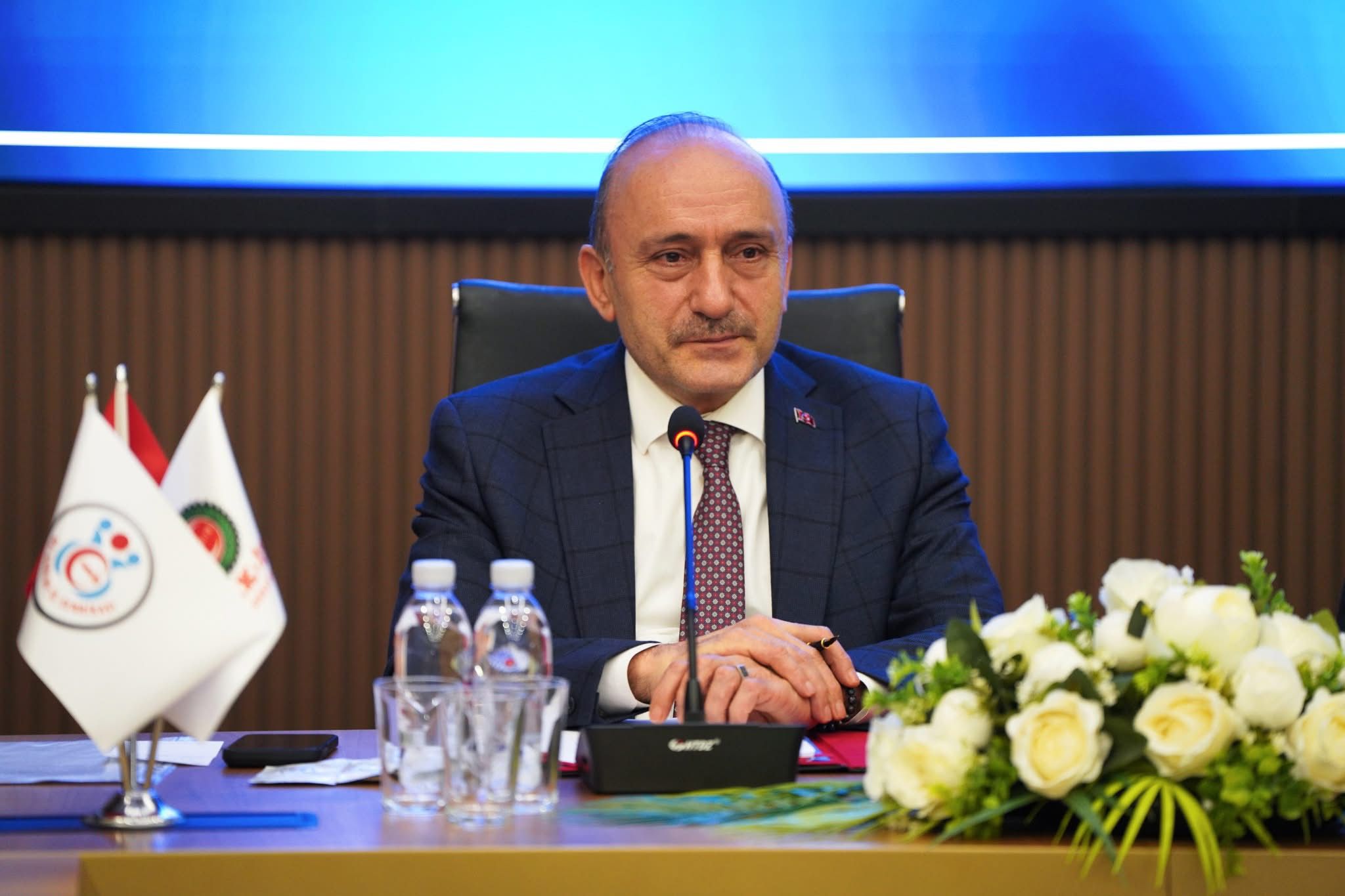 Türkiye’de Bir İlk: Öz Sağlık-İş Sendikası İle Kırıkkale Bozdemir Bakım Merkezi Arasında Tarihi Sözleşme 4 IMG 20260403 WA0012