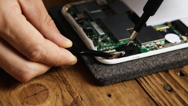 Telefon Tamircisi Seçerken Nelere Dikkat Edilir?