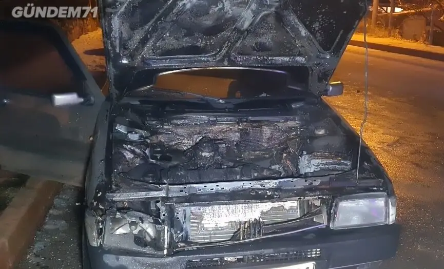 kirikkale-arac-yangini-003 Kırıkkale'de Araç Yangını; Kontağı Çevirince Otomobil Alevler İçinde Kaldı